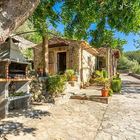 Miquel, In Villa *